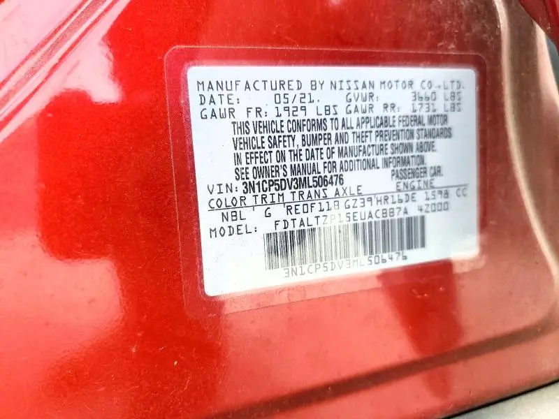 2021 NISSAN KICKS SR  