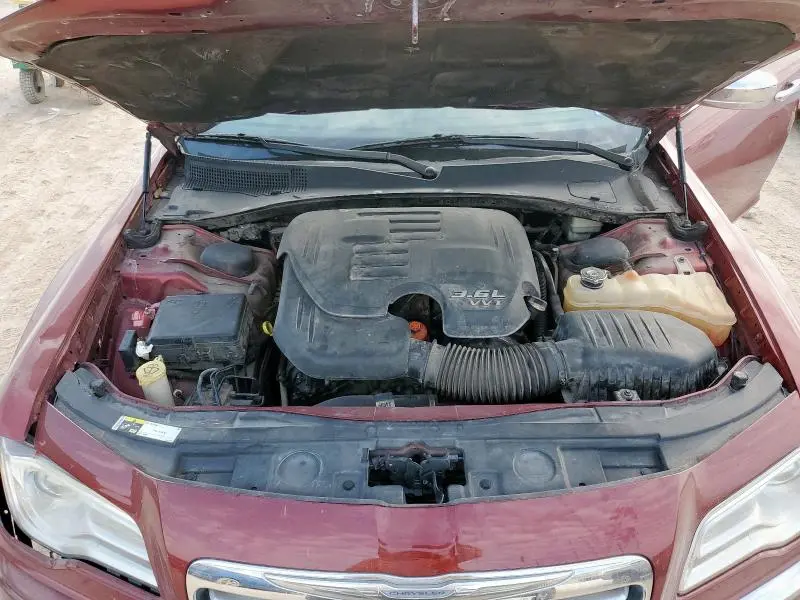 2013 CHRYSLER 300C   