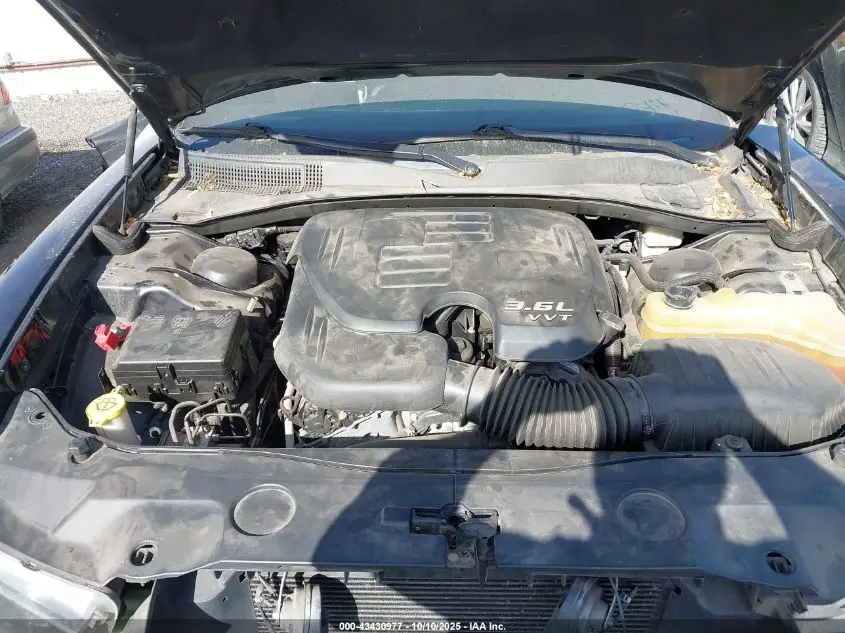 2013 DODGE CHARGER SXT