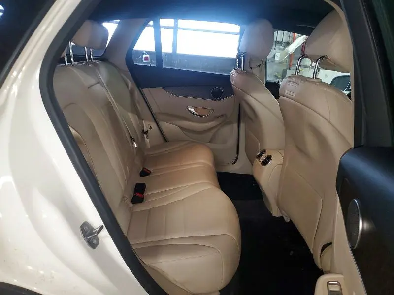 2018 MERCEDES-BENZ GLC 300 4MATIC  