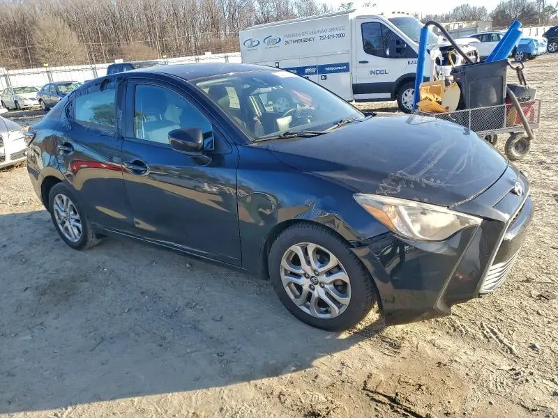 2018 TOYOTA YARIS IA   