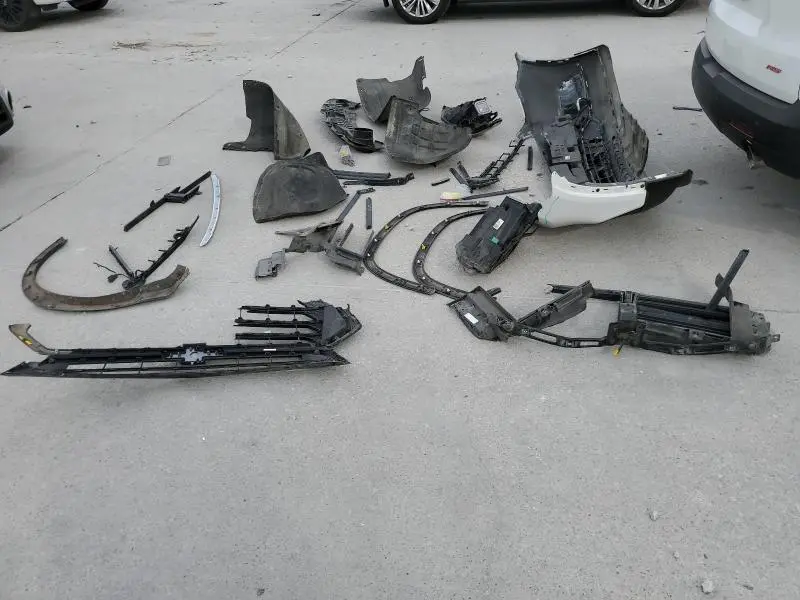 2018 CHEVROLET TRAVERSE RS  