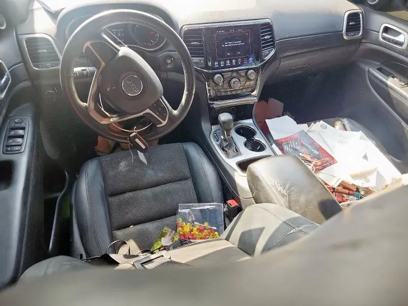 2020 JEEP GRAND CHEROKEE LAREDO  