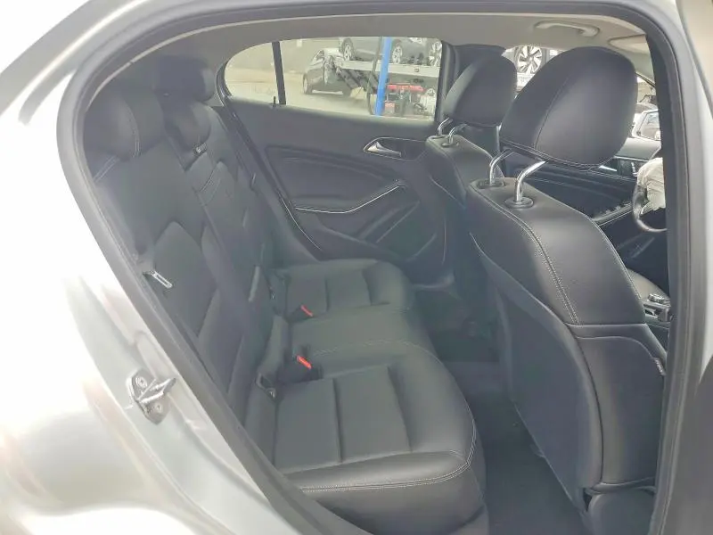 2019 MERCEDES-BENZ GLA 250  
