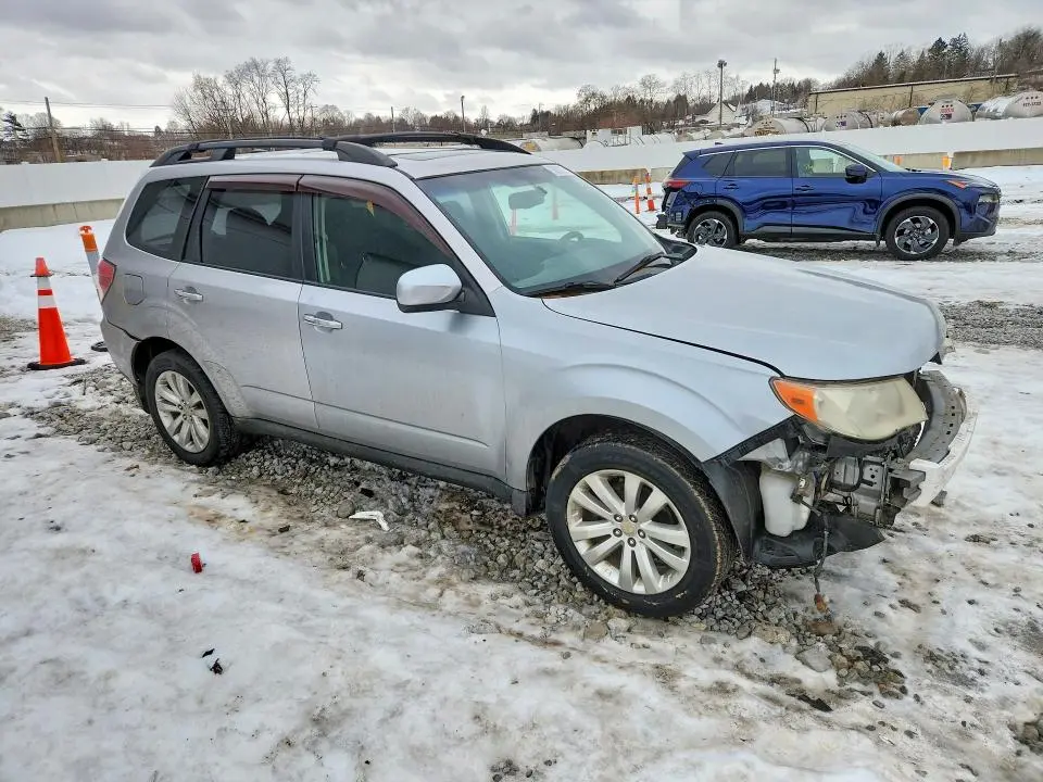 2013 SUBARU FORESTER 2.5X PREMIUM  