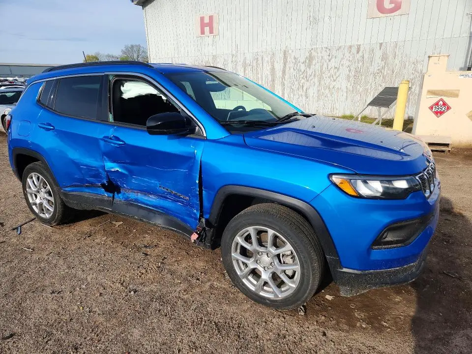 2024 JEEP COMPASS LATITUDE LUX  