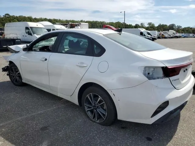 2023 KIA FORTE LX  
