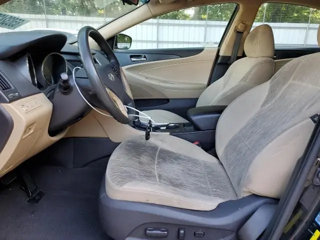 2013 HYUNDAI SONATA GLS  