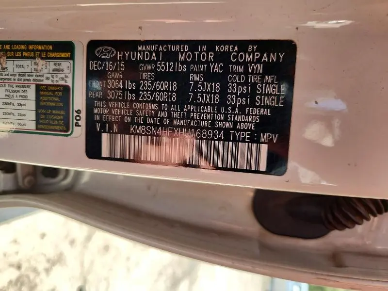 2017 HYUNDAI SANTA FE SE  