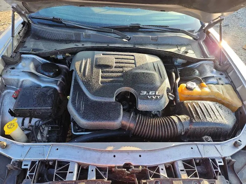 2014 DODGE CHARGER SE  