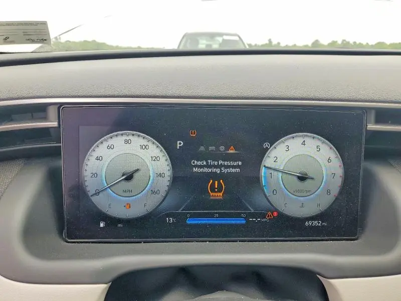 2022 HYUNDAI TUCSON SEL  