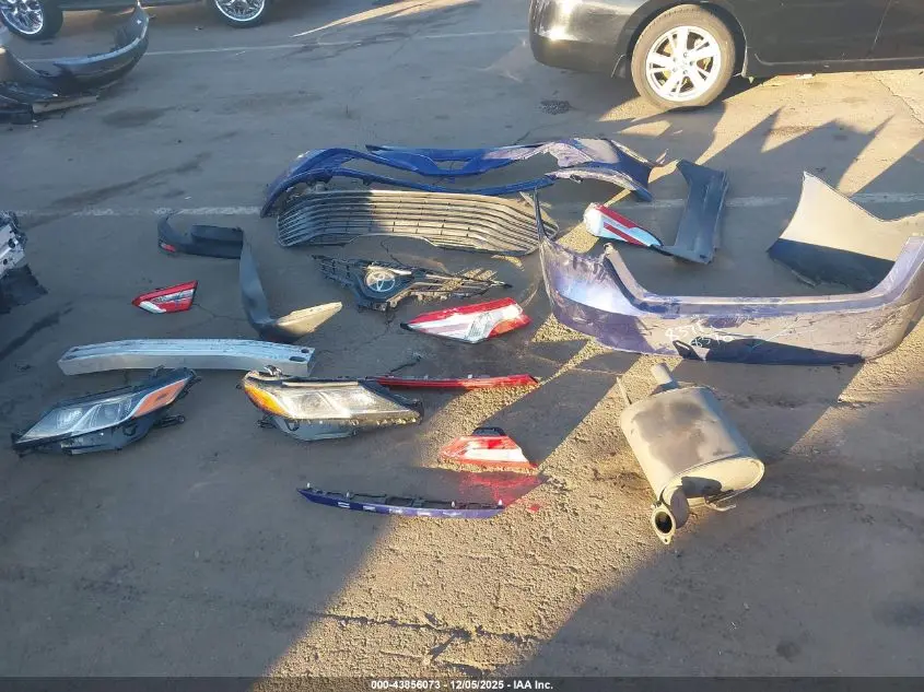 2018 TOYOTA CAMRY LE