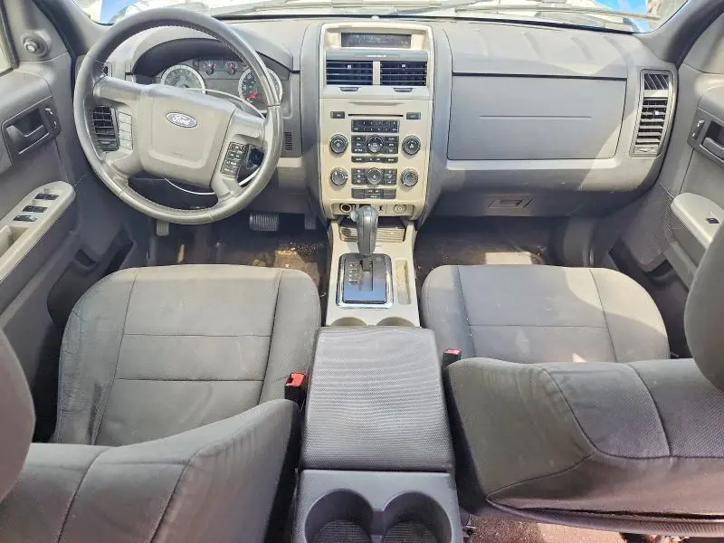 2011 FORD ESCAPE XLT  