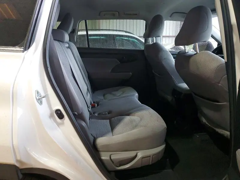 2021 TOYOTA HIGHLANDER L  
