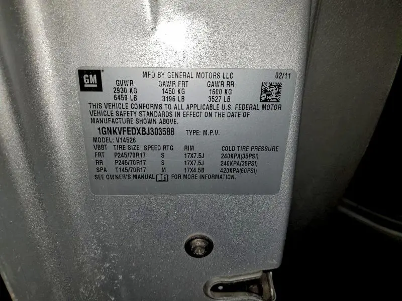 2011 CHEVROLET TRAVERSE LS  