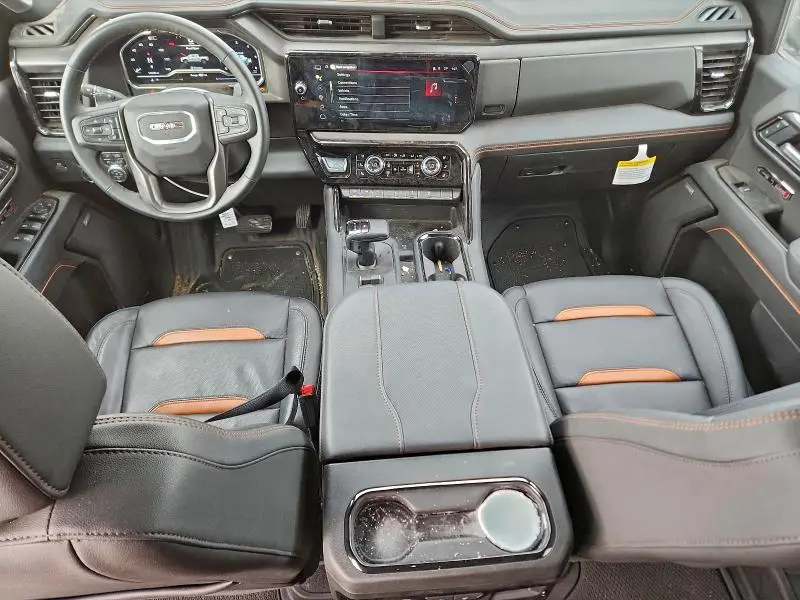 2025 GMC SIERRA K1500 AT4  