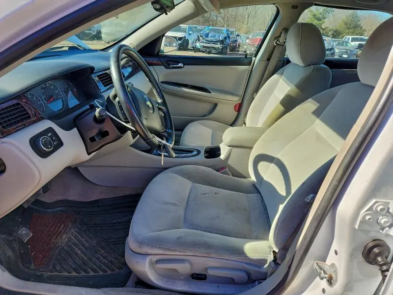 2013 CHEVROLET IMPALA LT  