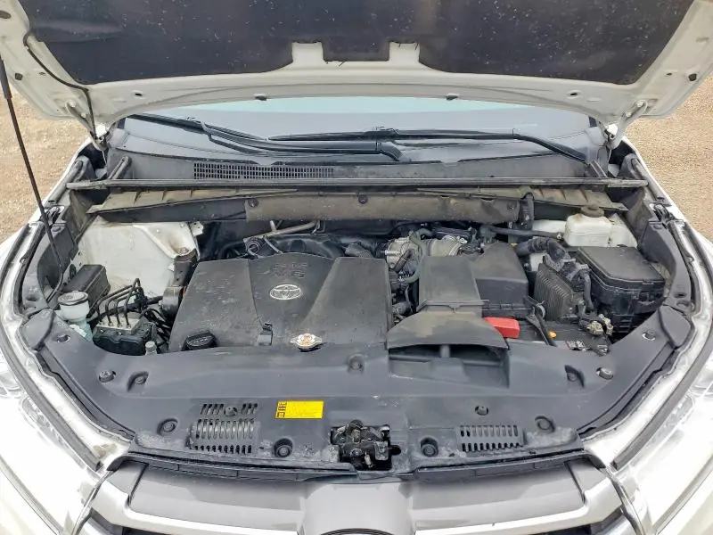 2019 TOYOTA HIGHLANDER   