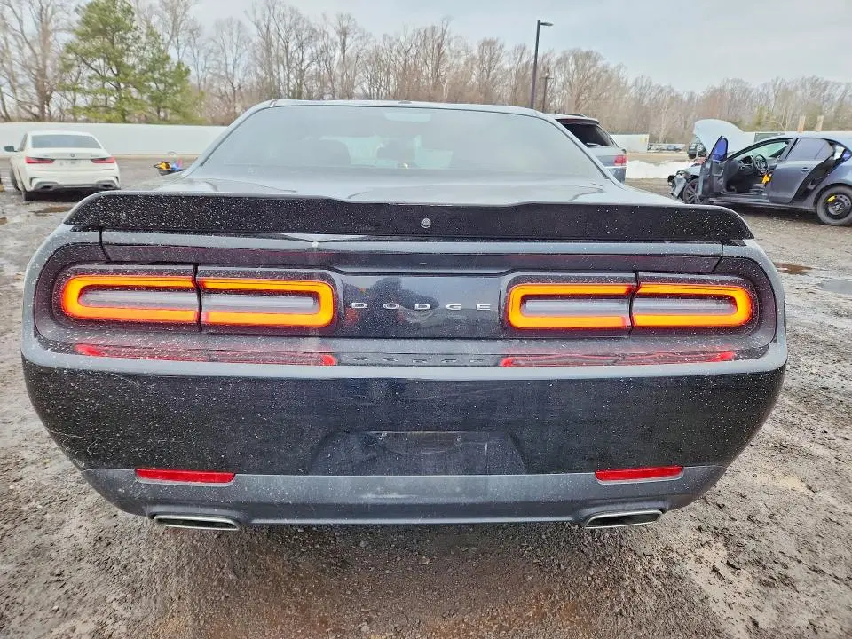 2019 DODGE CHALLENGER SXT  