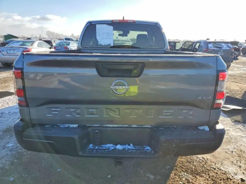 2024 NISSAN FRONTIER S  