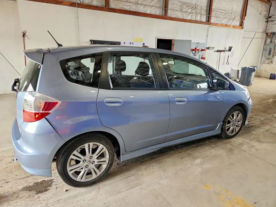 2011 HONDA FIT SPORT  