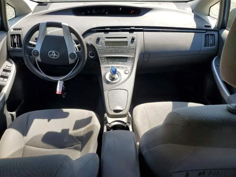 2010 TOYOTA PRIUS II  