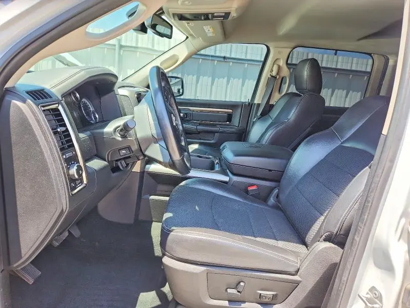 2016 RAM 1500 SPORT  