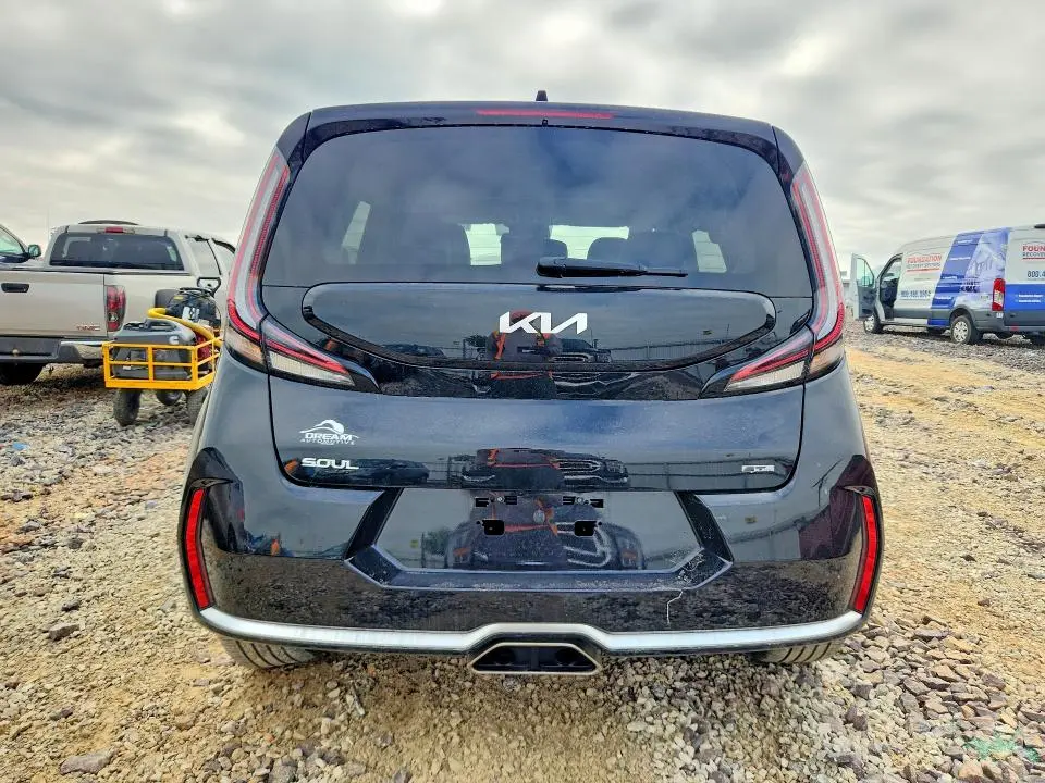 2025 KIA SOUL GT LINE  