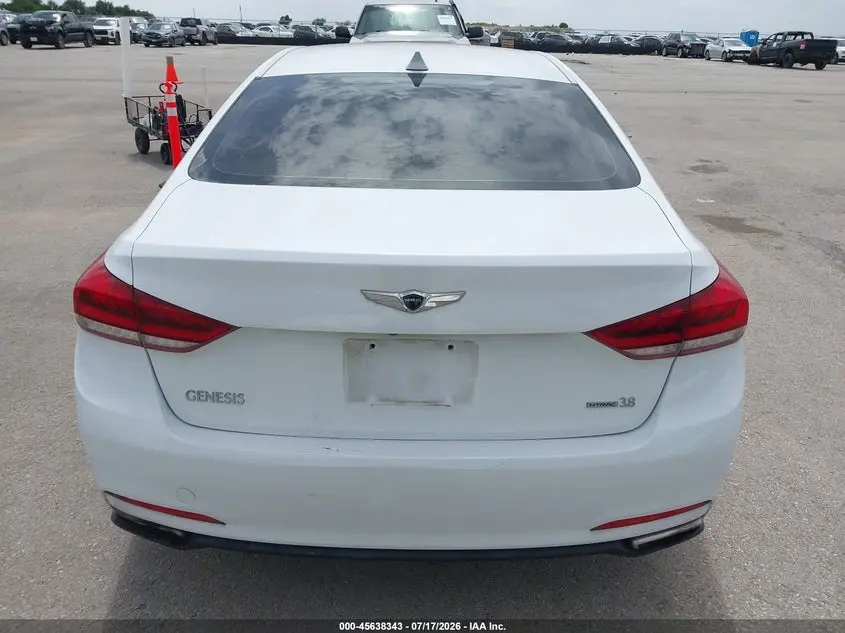 2015 HYUNDAI GENESIS 3.8