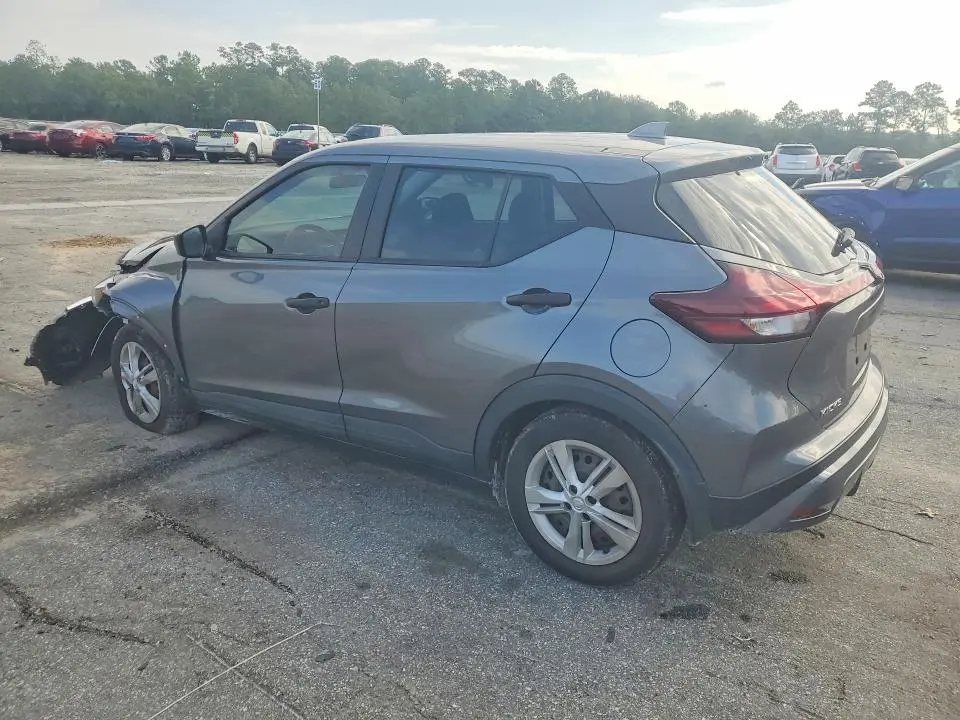 2024 NISSAN KICKS S  