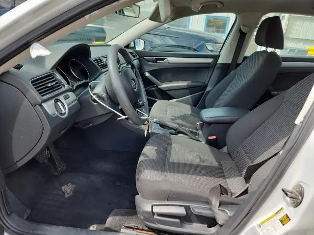 2017 VOLKSWAGEN PASSAT S  