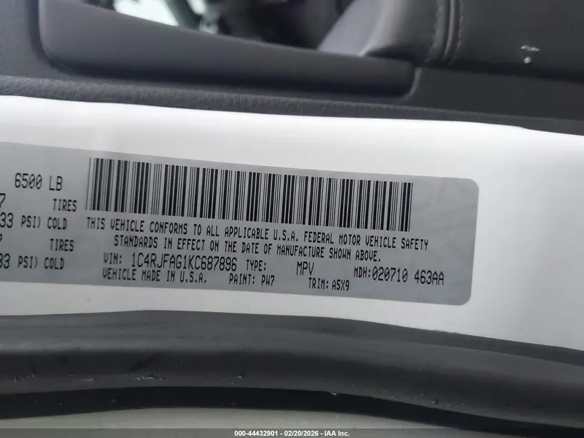 2019 JEEP GRAND CHEROKEE LAREDO E 4X4