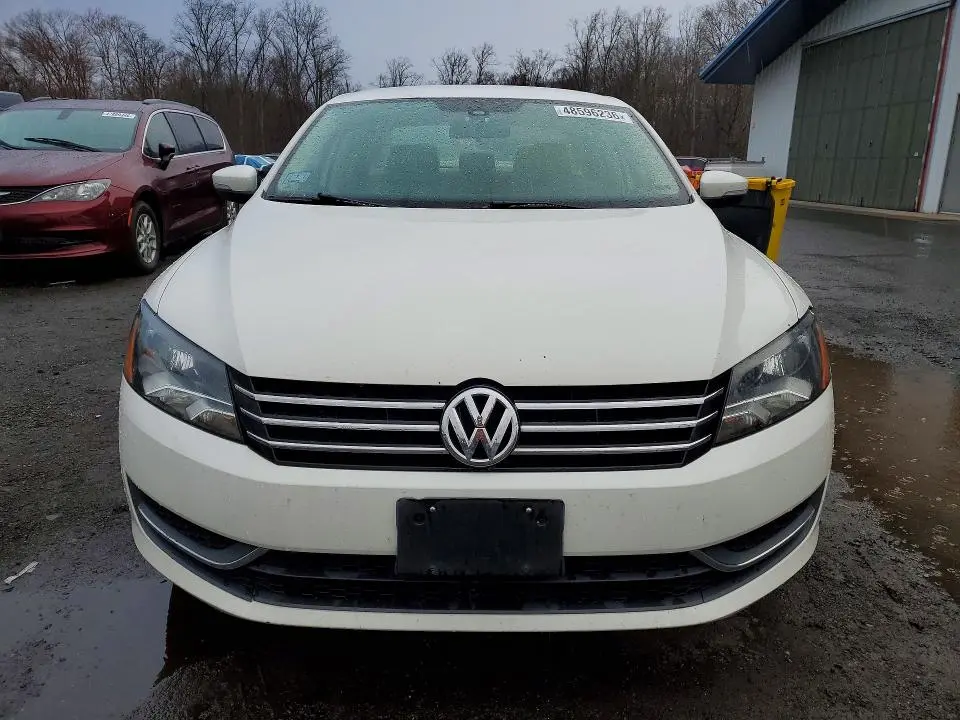 2014 VOLKSWAGEN PASSAT S  
