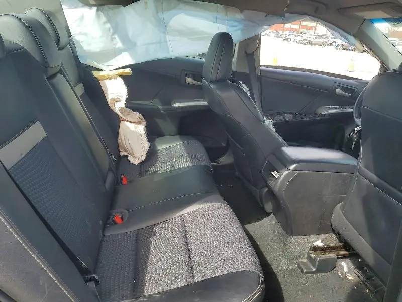 2013 TOYOTA CAMRY SE  