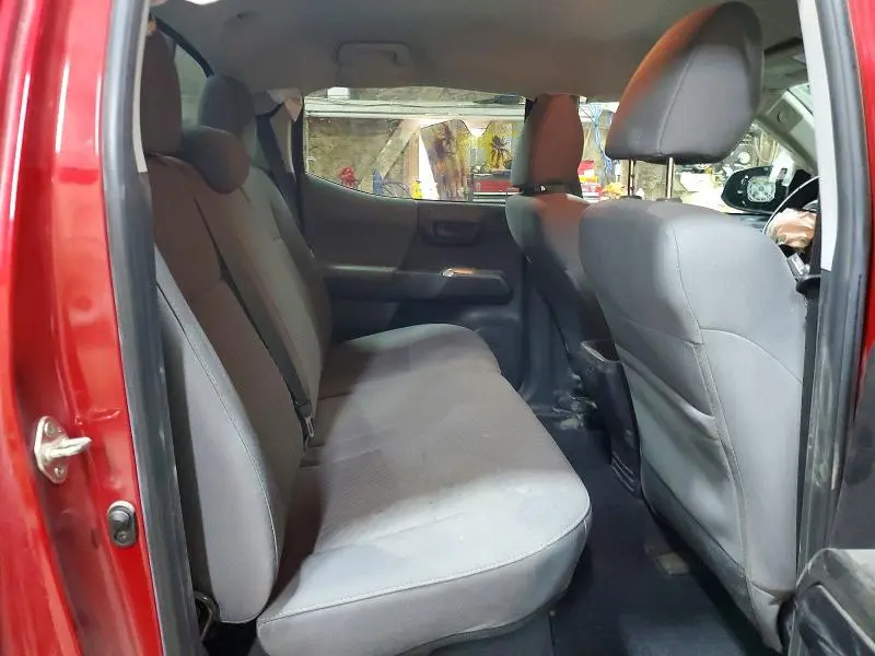 2020 TOYOTA TACOMA SR5 V6  