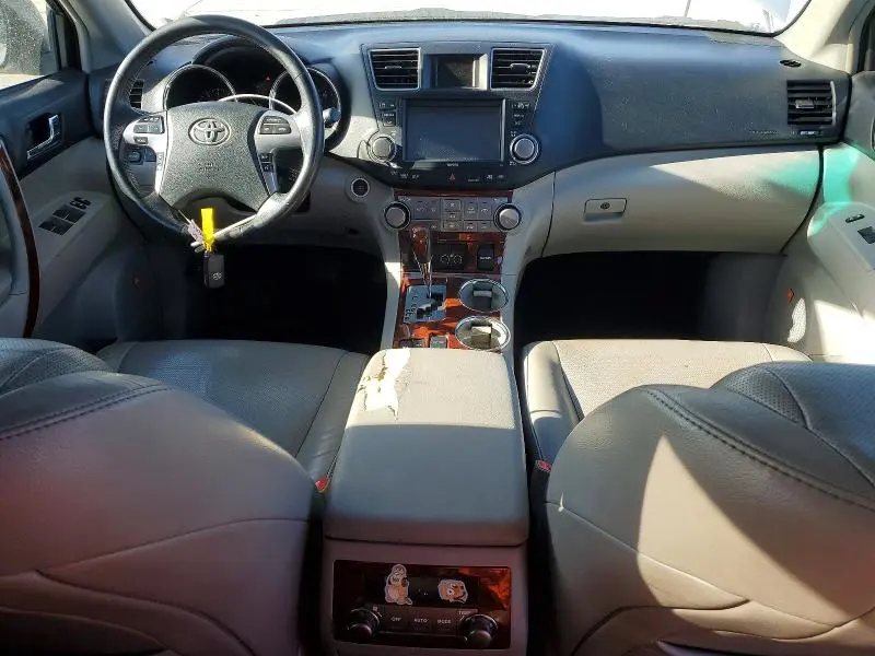 2012 TOYOTA HIGHLANDER LIMITED  