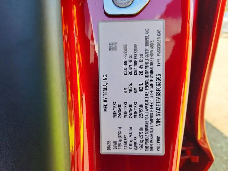 2025 TESLA MODEL 3   
