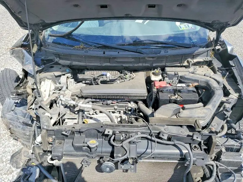 2014 NISSAN ROGUE SV  