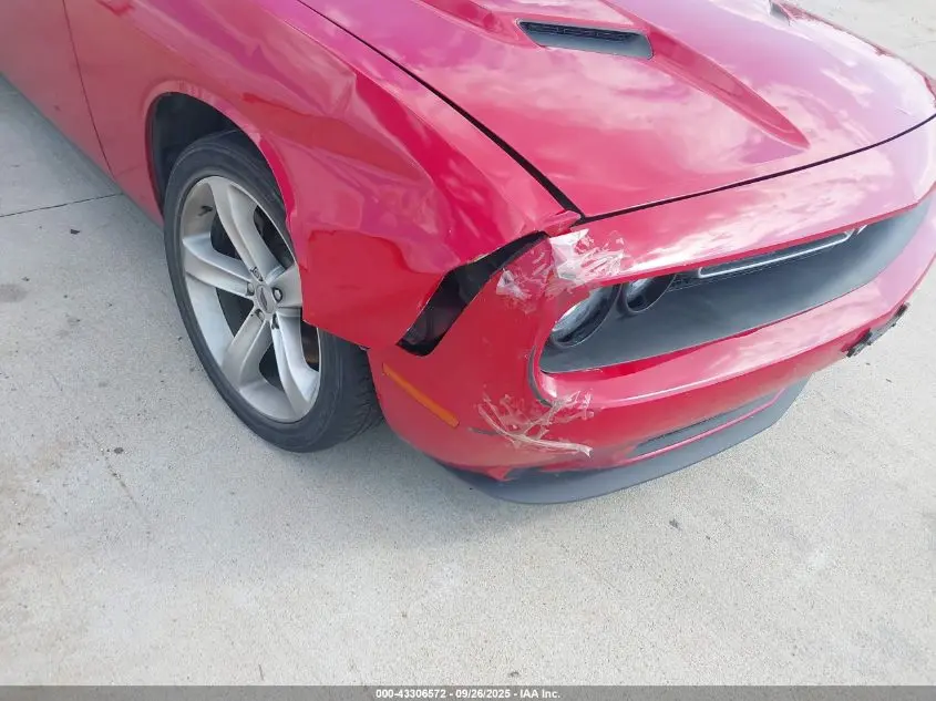 2017 DODGE CHALLENGER SXT