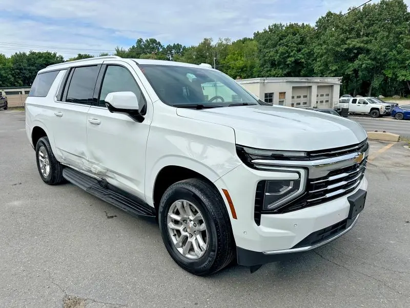 2025 CHEVROLET SUBURBAN K1500 LT  