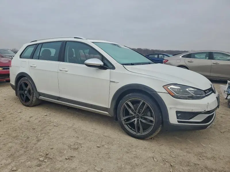 2018 VOLKSWAGEN GOLF ALLTRACK S  