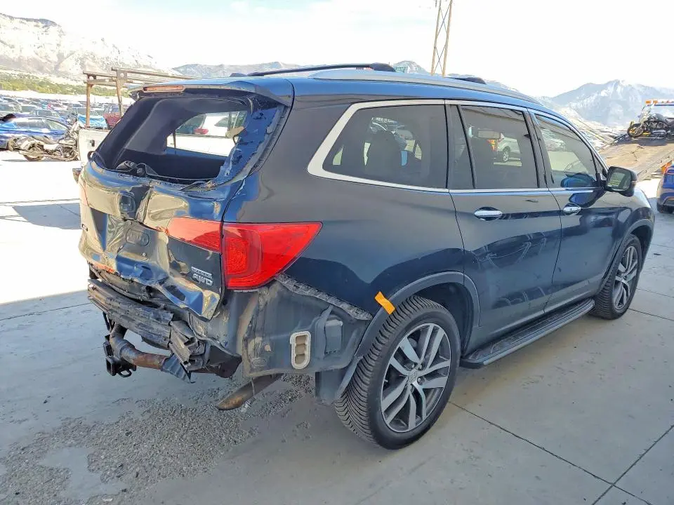 2016 HONDA PILOT TOURING  