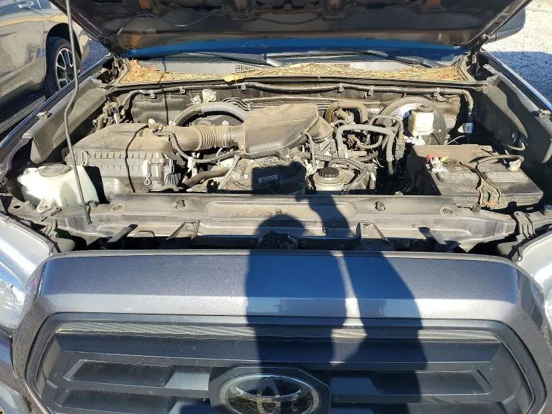 2020 TOYOTA TACOMA SR  