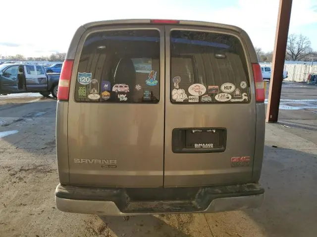 2012 GMC SAVANA G2500 LT  