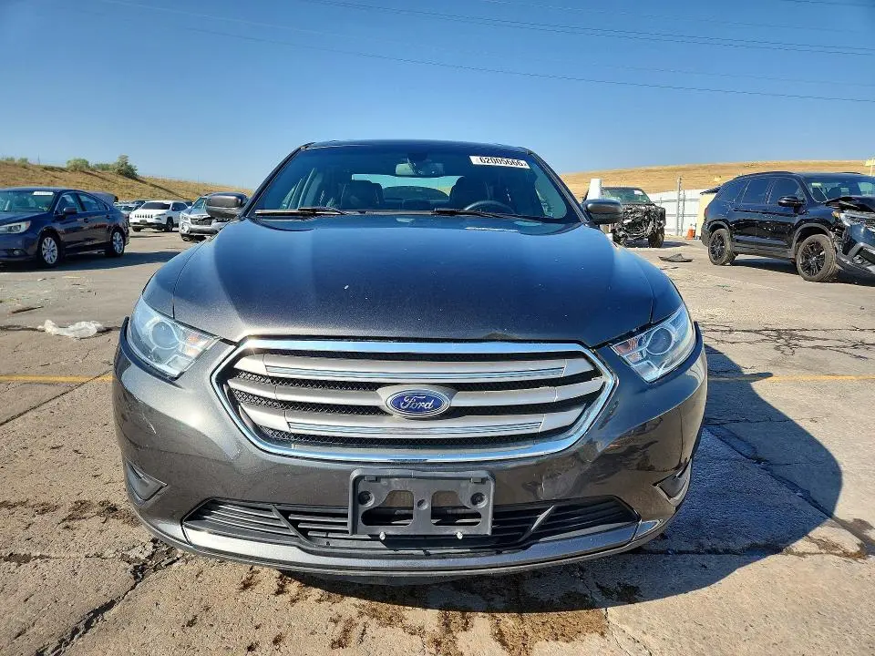 2016 FORD TAURUS SEL  