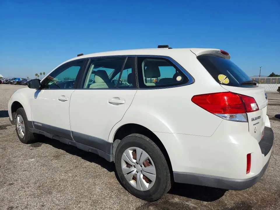 2010 SUBARU OUTBACK 2.5I  