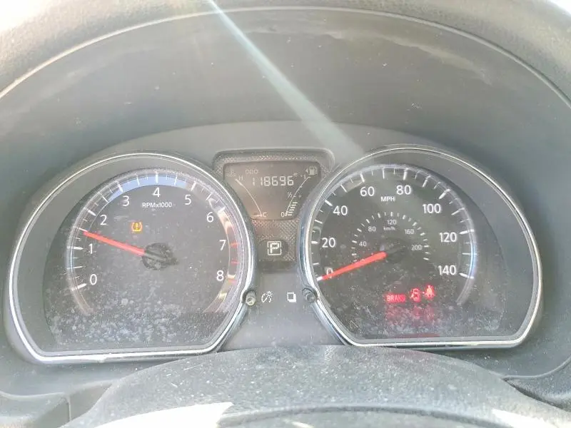 2019 NISSAN VERSA SV  