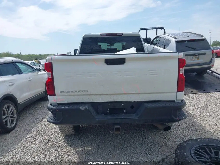 2020 CHEVROLET SILVERADO 2500HD 4WD  STANDARD BED WT
