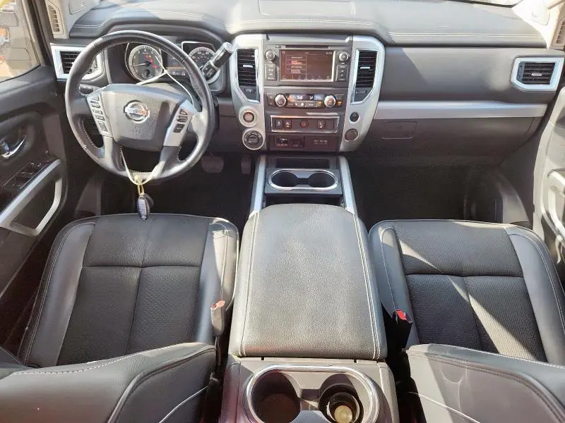 2019 NISSAN TITAN SV  