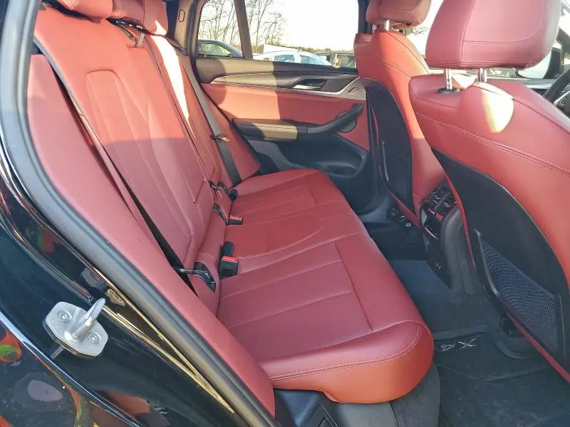 2025 BMW X4 XDRIVE30I  